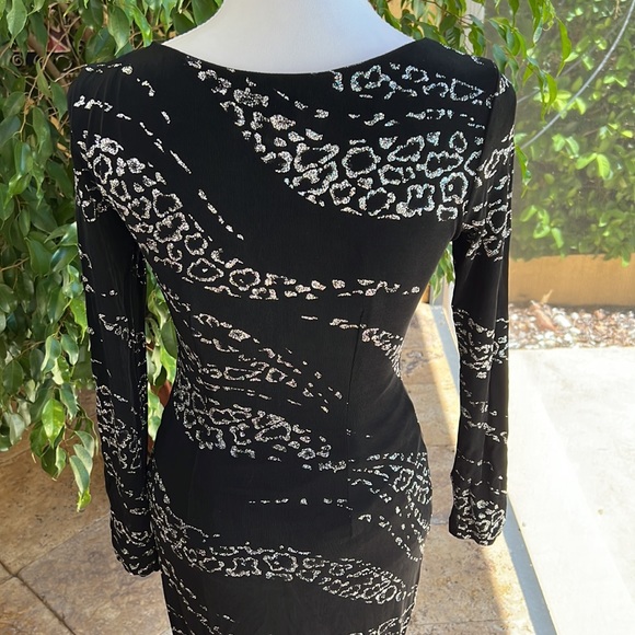 Cache stunning black dresses, Small. - Picture 6 of 11